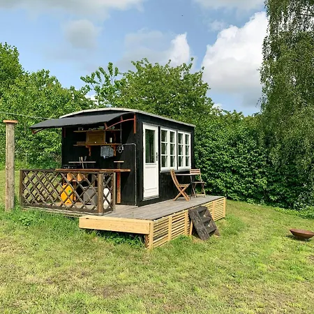 Wagon With View Over Ollerup Holiday home *